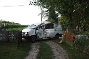 Slika Fotografije/Opcenite fotografije/Prometne nesrece/Prometna_D.Zebanec20072012.jpg